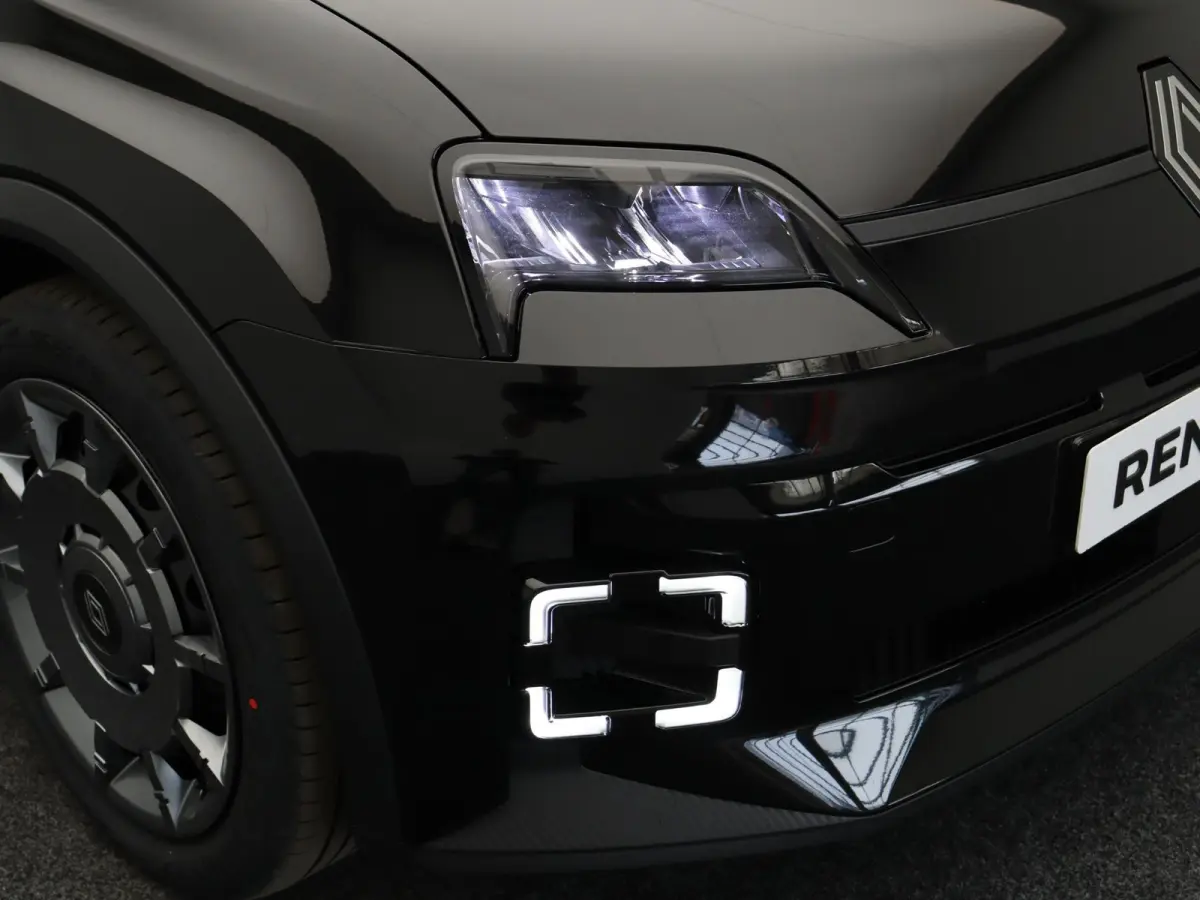 urban range evolution 40 kWh | Vijf jaar garantie | Stoelverwarming | Apple carplay / Android Auto |