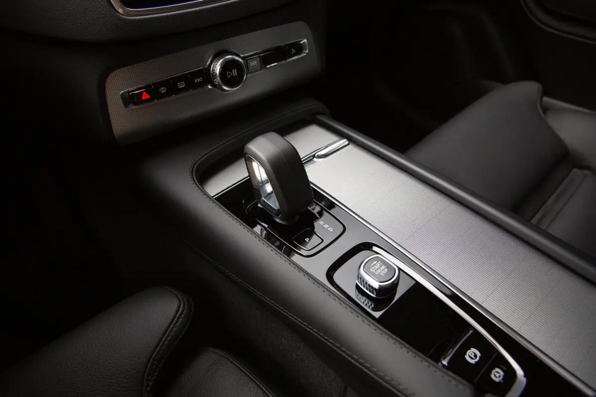 2.0 T8 Recharge AWD Ultimate Bright SOH 95%, Luchtvering, Panoramadak, Bowers&Wilkins, Memory, Adap. cruise,