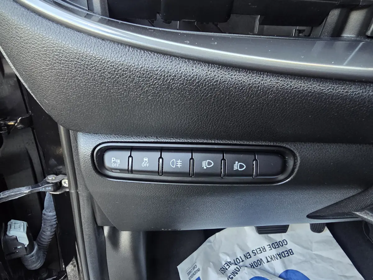 Urban 42 kWh | Pack Style | Pack Comfort | Camera | Stoelverwarming | Cruise control | Lane Assist | Apple Carplay/Android Auto