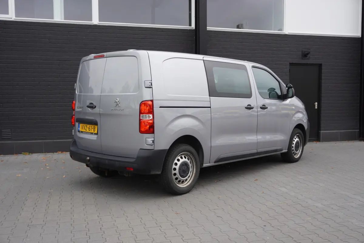 2.0 BlueHDI 180PK Automaat L2 EURO 6 - Airco - Navi - Cruise - €15.950,- Excl.