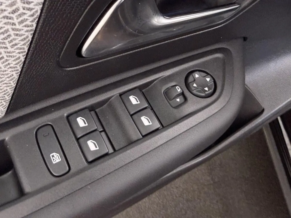 You 50 kWh Soh 98,8% H.Leder/Nav/Camera/Ecc/Led/ CarPlay/Warmtepomp