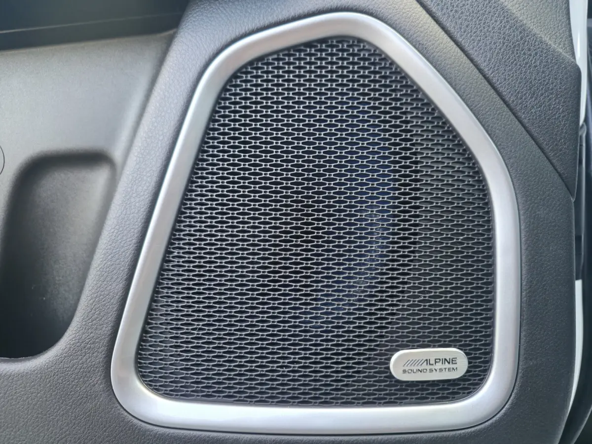 4xe 240 Plug-in Hybrid Trailhawk | Trekhaak 1250KG | Alpine Audio | Winterpakket