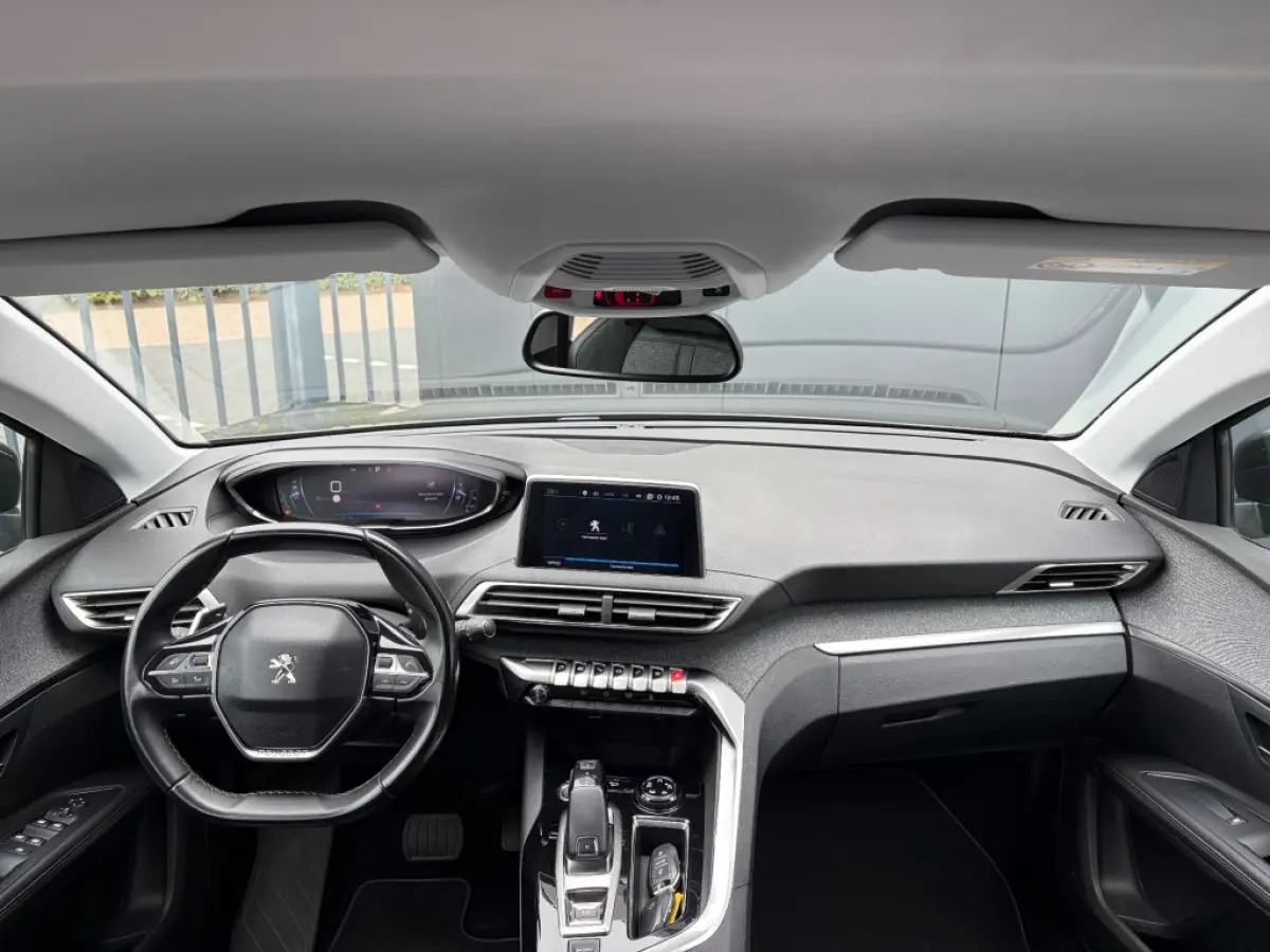 1.2 PT Allure Automaat Leder Navi Carplay Cruise Trekhaak