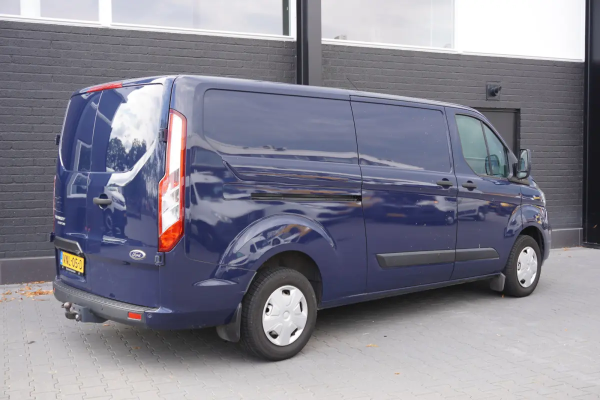 2.0 TDCI 130PK L2 EURO 6 - Airco - Navi - Cruise - €12.900,- Excl.