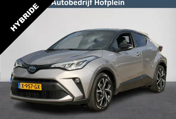 2.0 Hybrid Dynamic | Winterpakket | Camera | PDC | Carplay | All-Season | LED ( Vestiging - Vianen)