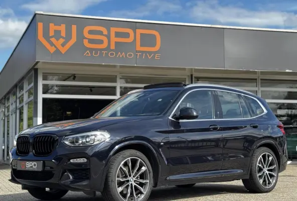 xDrive20i High Executive|M-sport|Trekhaak|Pano|Camera