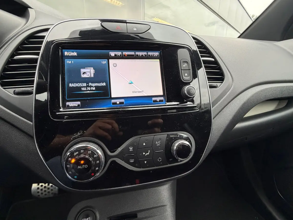 1.3 TCe Version S Automaat/Cruise/LED/Navigat
