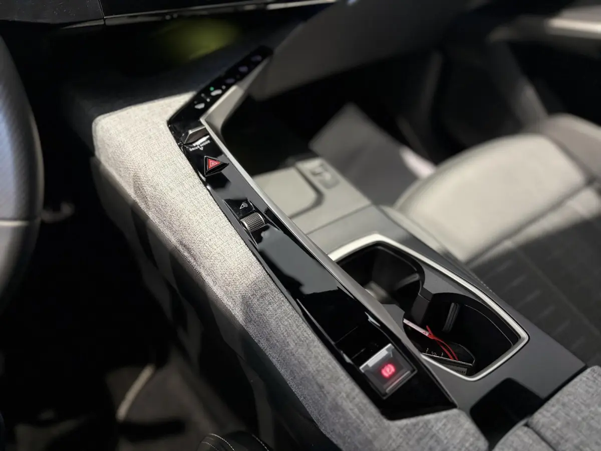 1.2 Hybrid 145 GT 7p 7 persoons uitvoering l Automaat l Apple CarPlay l Android auto