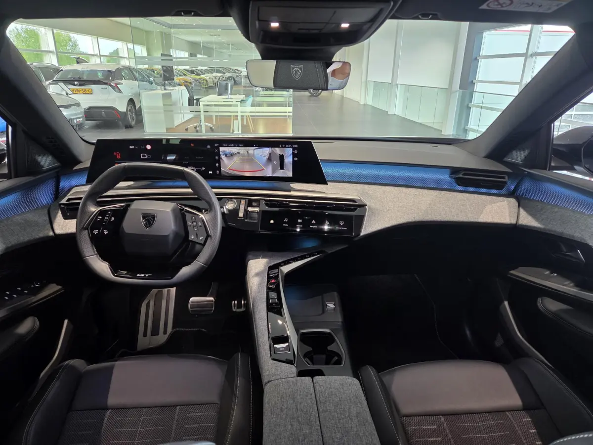 1.2 Hybrid 145 GT 7p 7 persoons uitvoering l Automaat l Apple CarPlay l Android auto