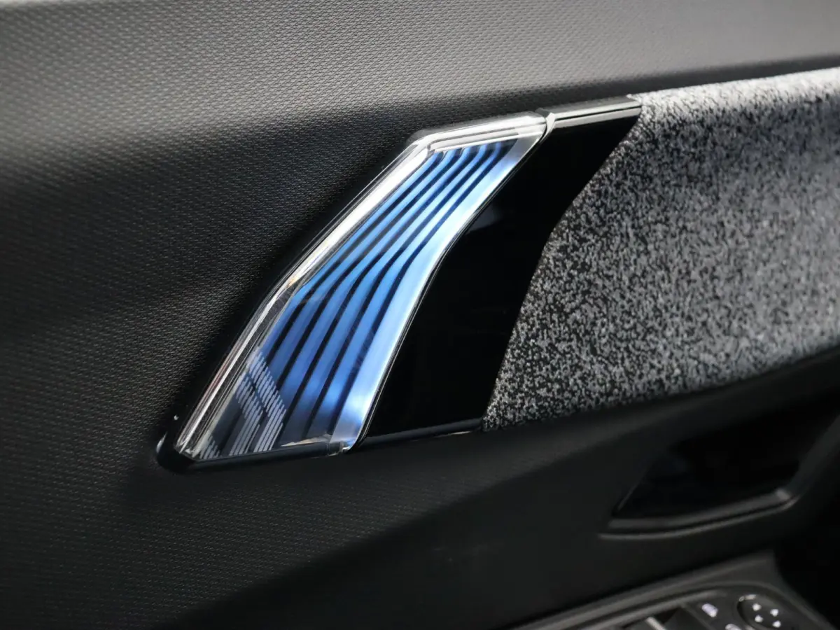 Hybrid 160pk techno | Vijf jaar garantie | Apple carplay | Android auto | Lichtmetalen velgen |