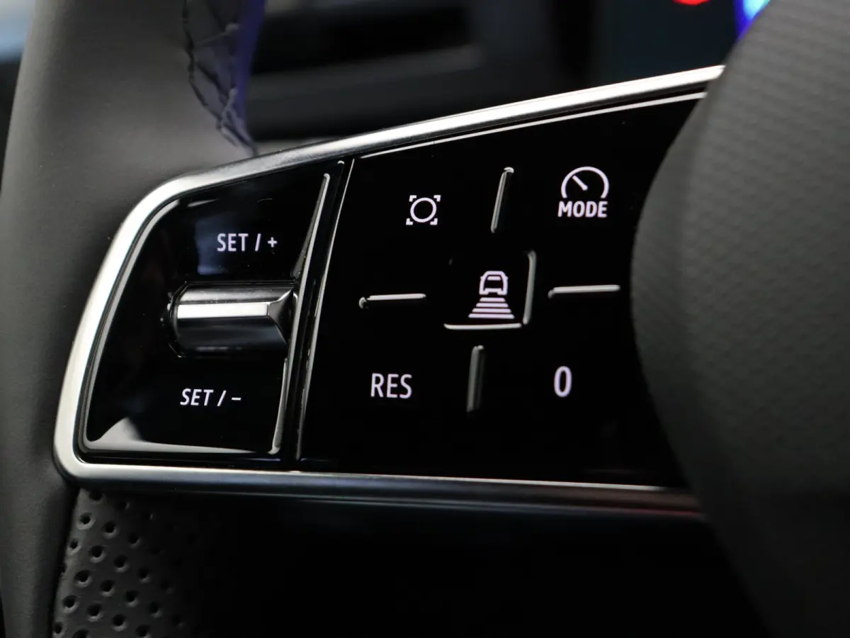 Hybrid 160pk techno | Vijf jaar garantie | Apple carplay | Android auto | Lichtmetalen velgen |