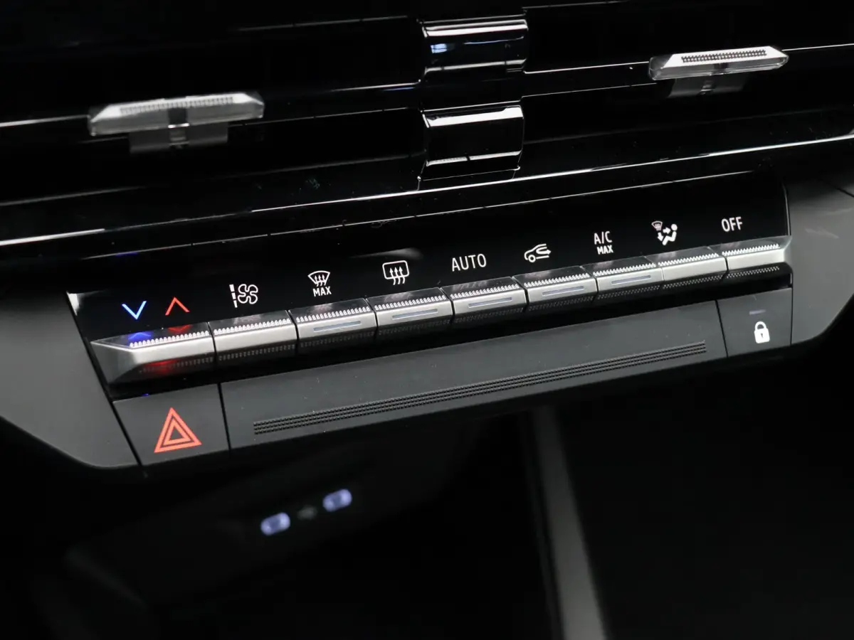 Hybrid 160pk techno | Vijf jaar garantie | Apple carplay | Android auto | Lichtmetalen velgen |