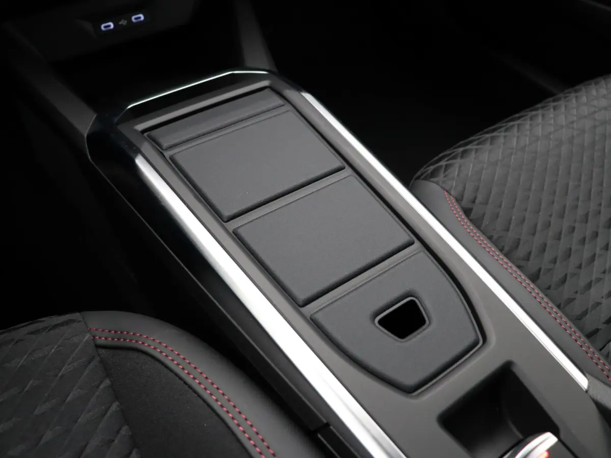 Hybrid 160pk techno | Vijf jaar garantie | Apple carplay | Android auto | Lichtmetalen velgen |