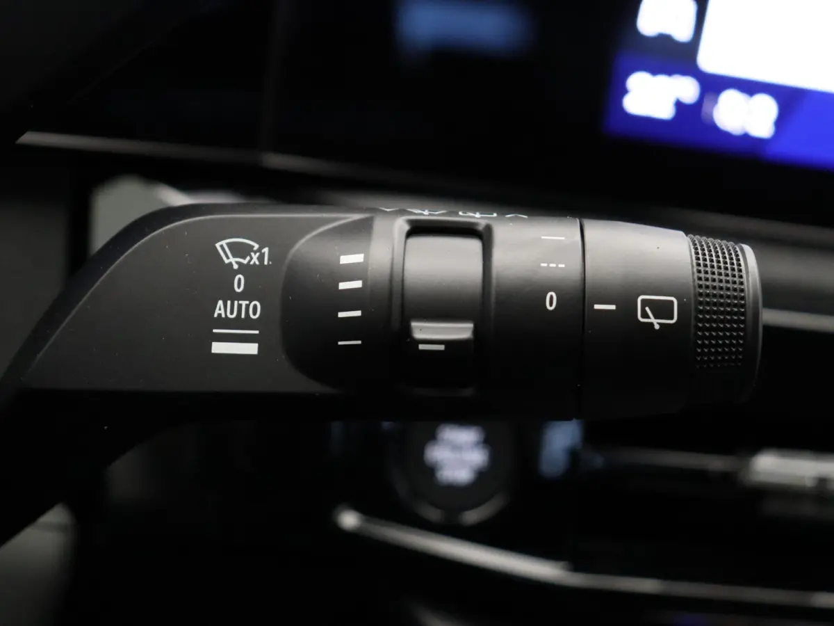 Hybrid 160pk techno | Vijf jaar garantie | Apple carplay | Android auto | Lichtmetalen velgen |