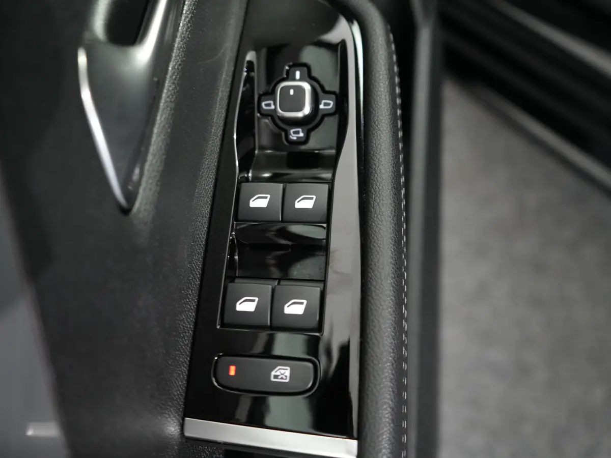 1.2 Turbo GS Trekhaak | All-seasons | Apple Carplay/Android Auto|telefoonintegratie premium | Cruise control adaptief met Stop&Go | Electronic climate controle