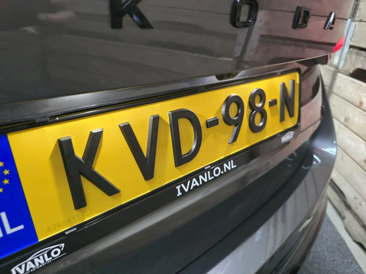 1.4 TSI RS iV PHEV Business Pano HUD Navi Clima 18"LM