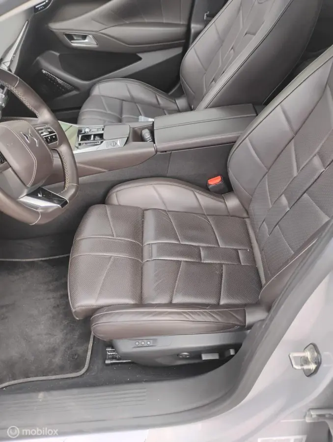 1.6 PHEV 225 E-Tense Hybrid La Première