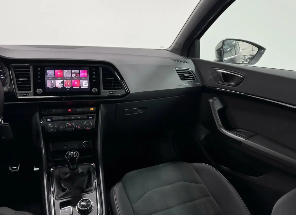 1.5 TSI FR Business Intense Black Achteruitrij camera Lane Assist Climate control