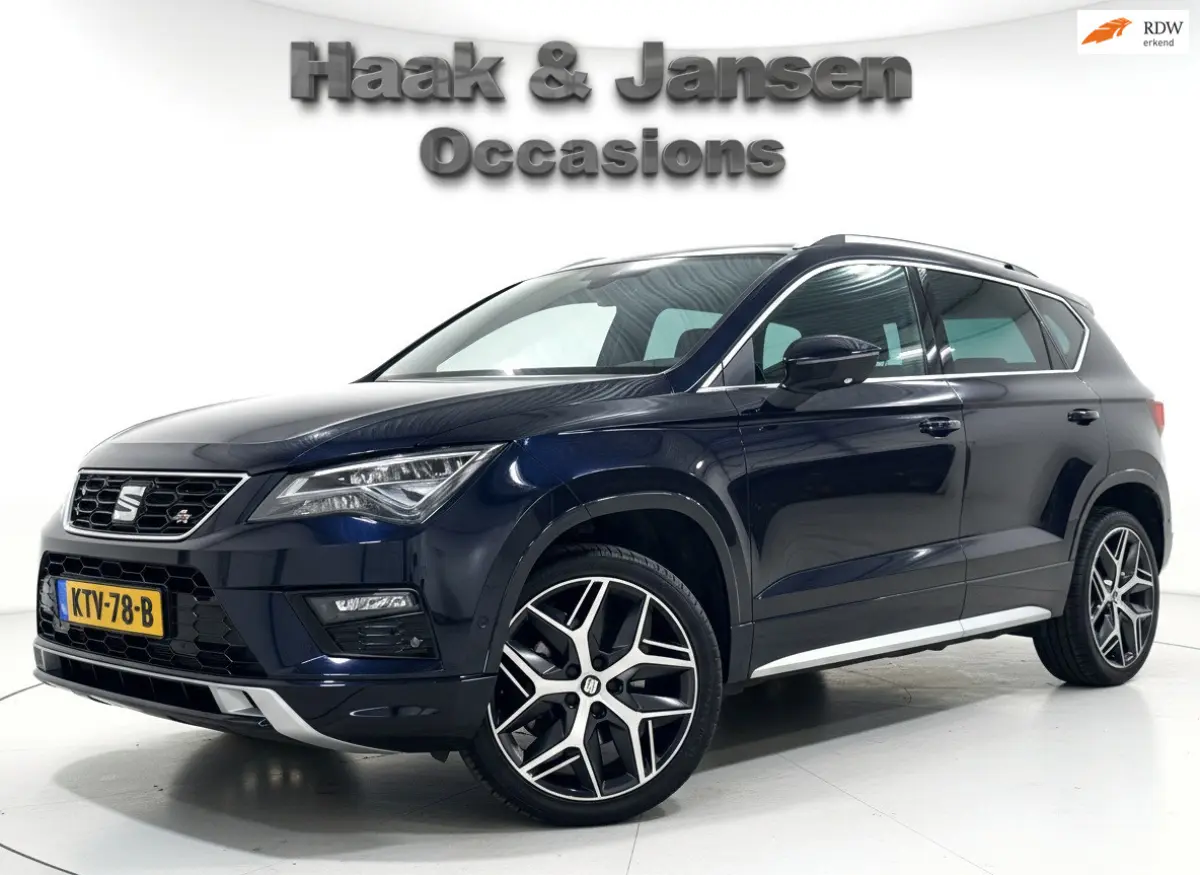 1.5 TSI FR Business Intense Black Achteruitrij camera Lane Assist Climate control