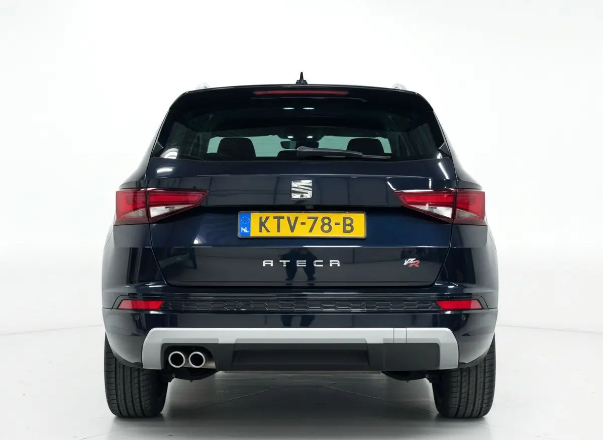 1.5 TSI FR Business Intense Black Achteruitrij camera Lane Assist Climate control