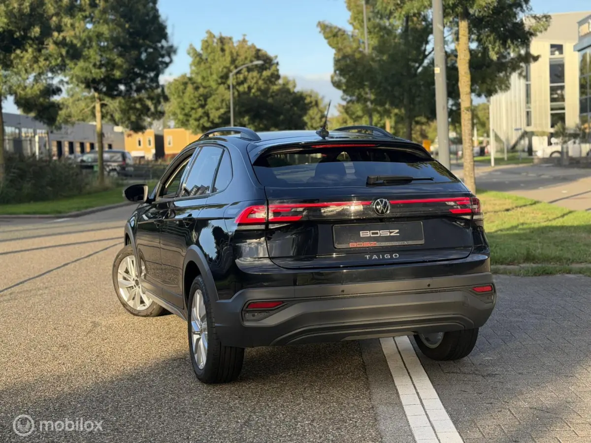 1.0 TSI DSG ACC CAMERA LANE CARPLAY LED
