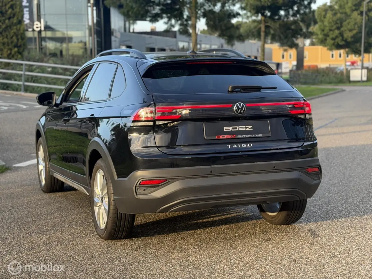 1.0 TSI DSG ACC CAMERA LANE CARPLAY LED