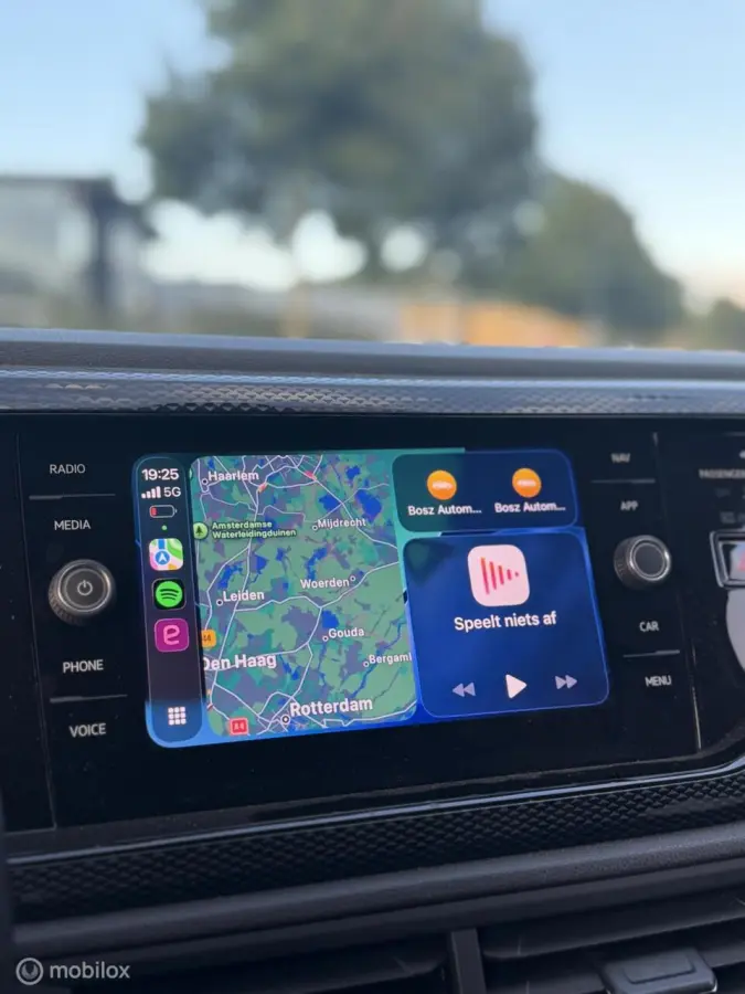 1.0 TSI DSG ACC CAMERA LANE CARPLAY LED