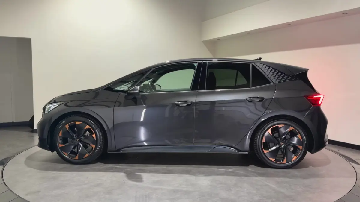 Adrenaline One 62 kWh | ACC | Keyless | Stoelen & stuur verwarmd