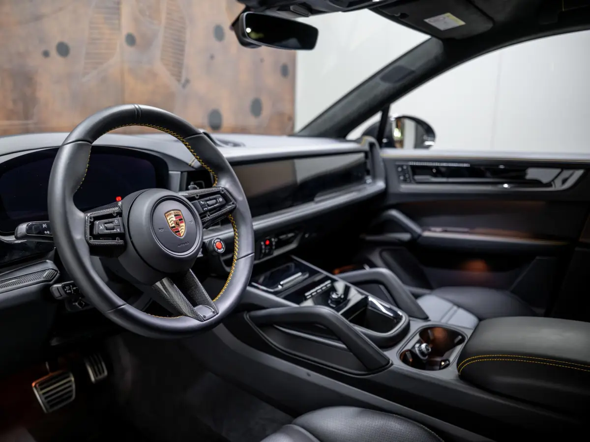 4.0 Turbo E-Hybrid GT | 18-weg | Achterasbest. | Burmester | HUD | Stiksels |