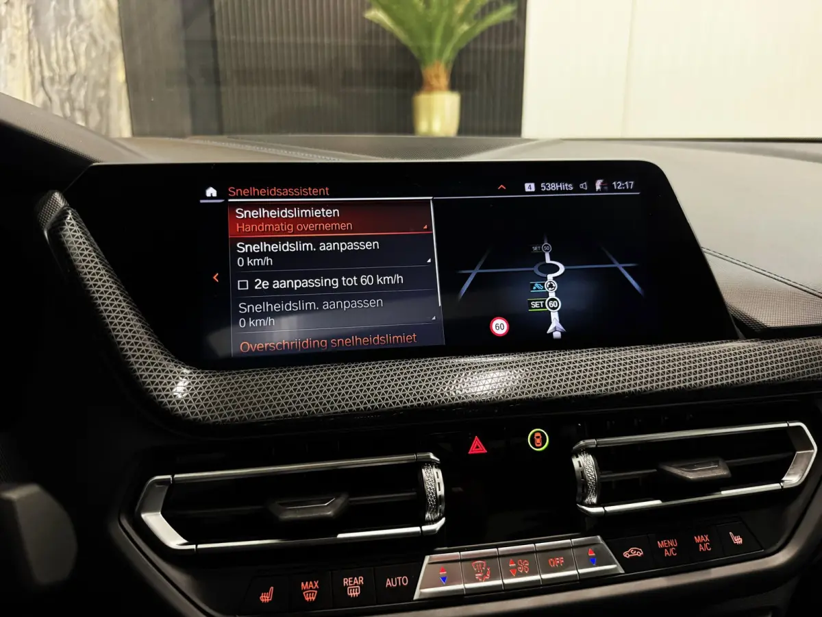 218i High Ex M-Sport|PANO|SFEER|VIRTUAL|BOMVOL!