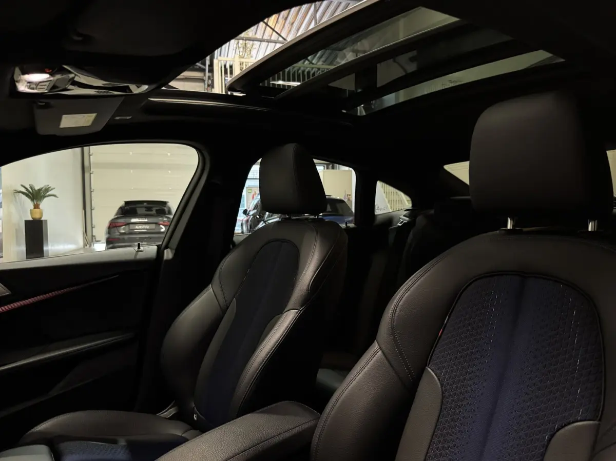 218i High Ex M-Sport|PANO|SFEER|VIRTUAL|BOMVOL!