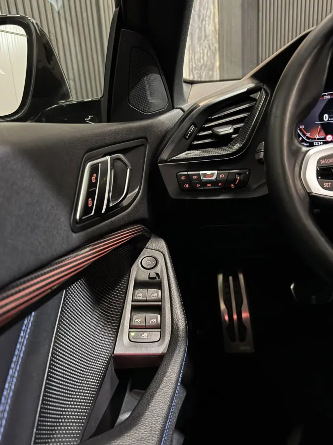218i High Ex M-Sport|PANO|SFEER|VIRTUAL|BOMVOL!
