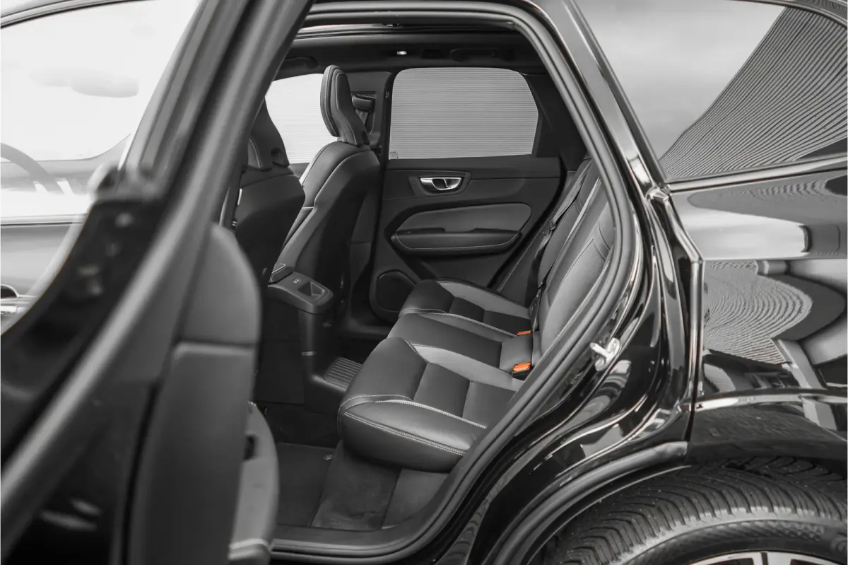 2.0 T6 Plug-in hybrid AWD Plus Dark Pano Trekhaak ACC