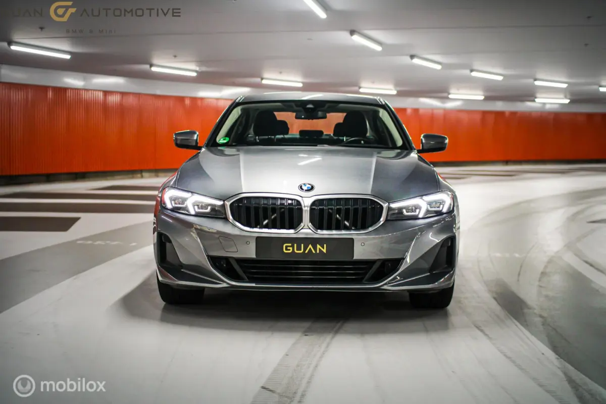 318i | WIDESCREEN | STUUR/STOEL VERW |
