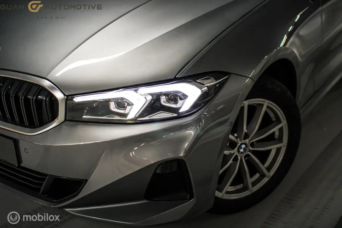 318i | WIDESCREEN | STUUR/STOEL VERW |