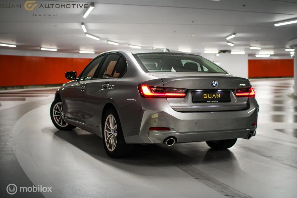 318i | WIDESCREEN | STUUR/STOEL VERW |