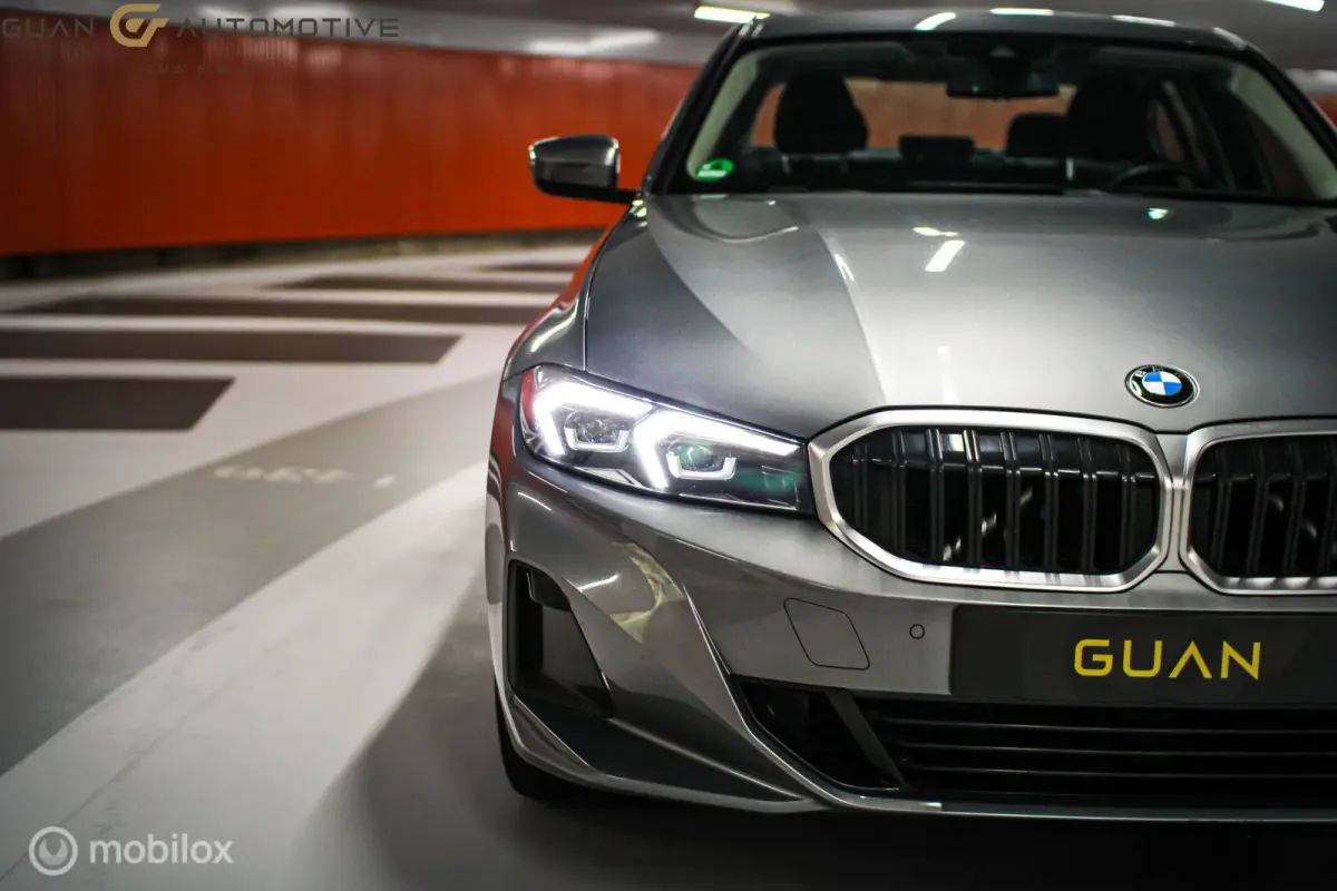 318i | WIDESCREEN | STUUR/STOEL VERW |
