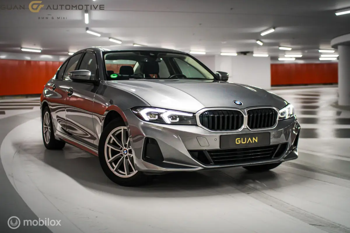 318i | WIDESCREEN | STUUR/STOEL VERW |