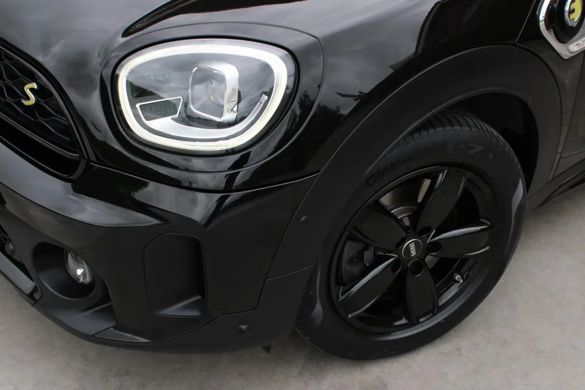 1.5 Cooper ALL4 MINI Yours PANO | LEDER