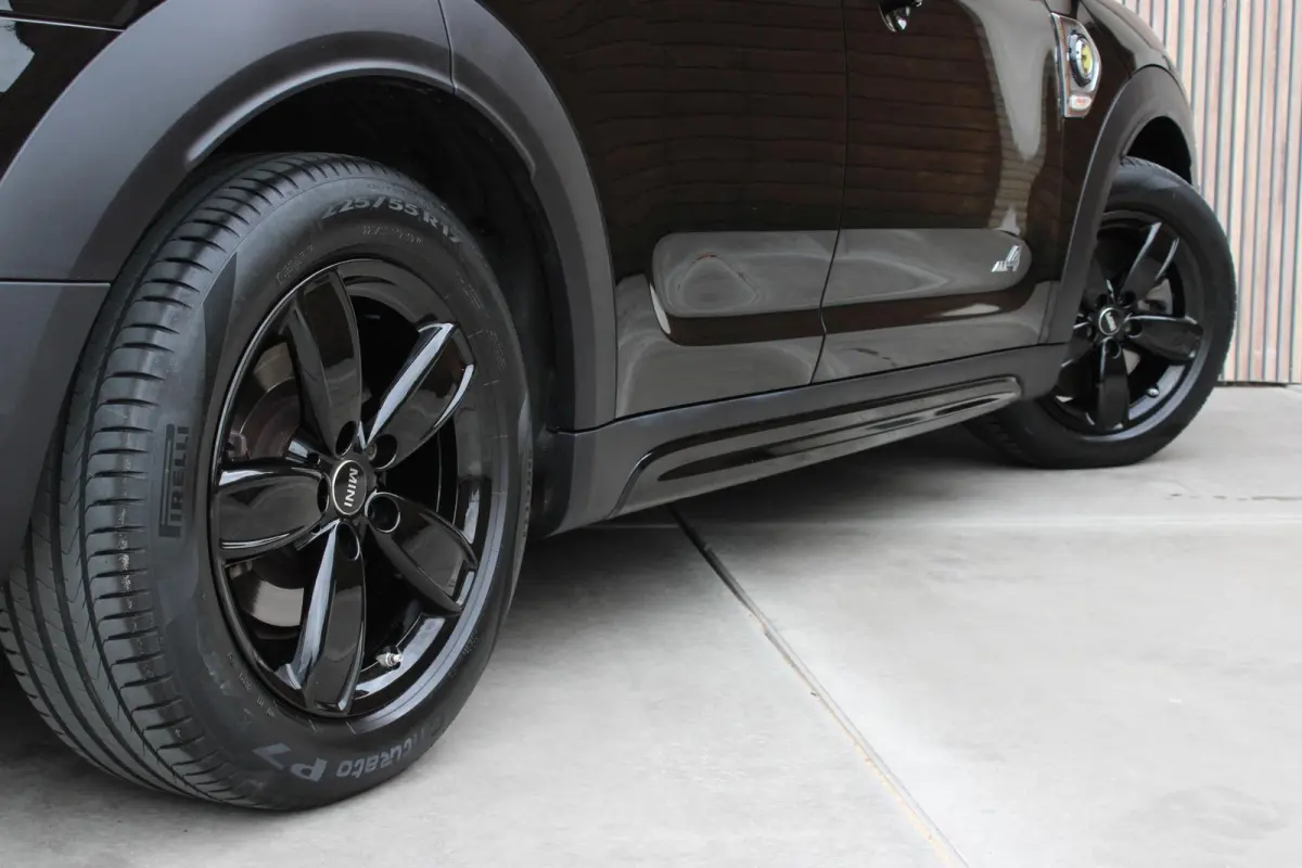 1.5 Cooper ALL4 MINI Yours PANO | LEDER