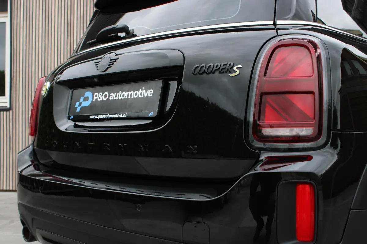 1.5 Cooper ALL4 MINI Yours PANO | LEDER
