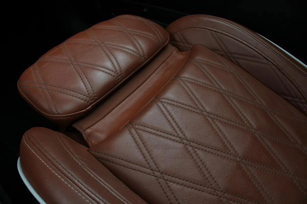 1.5 Cooper ALL4 MINI Yours PANO | LEDER