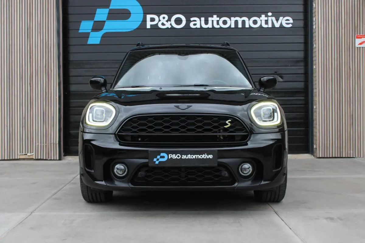 1.5 Cooper ALL4 MINI Yours PANO | LEDER
