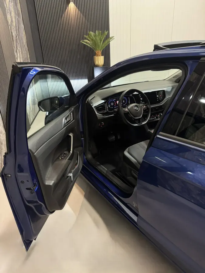 1.0 TSI Highline|PANO|BEATS|VIRTUAL|SFEER|BOMVOL!