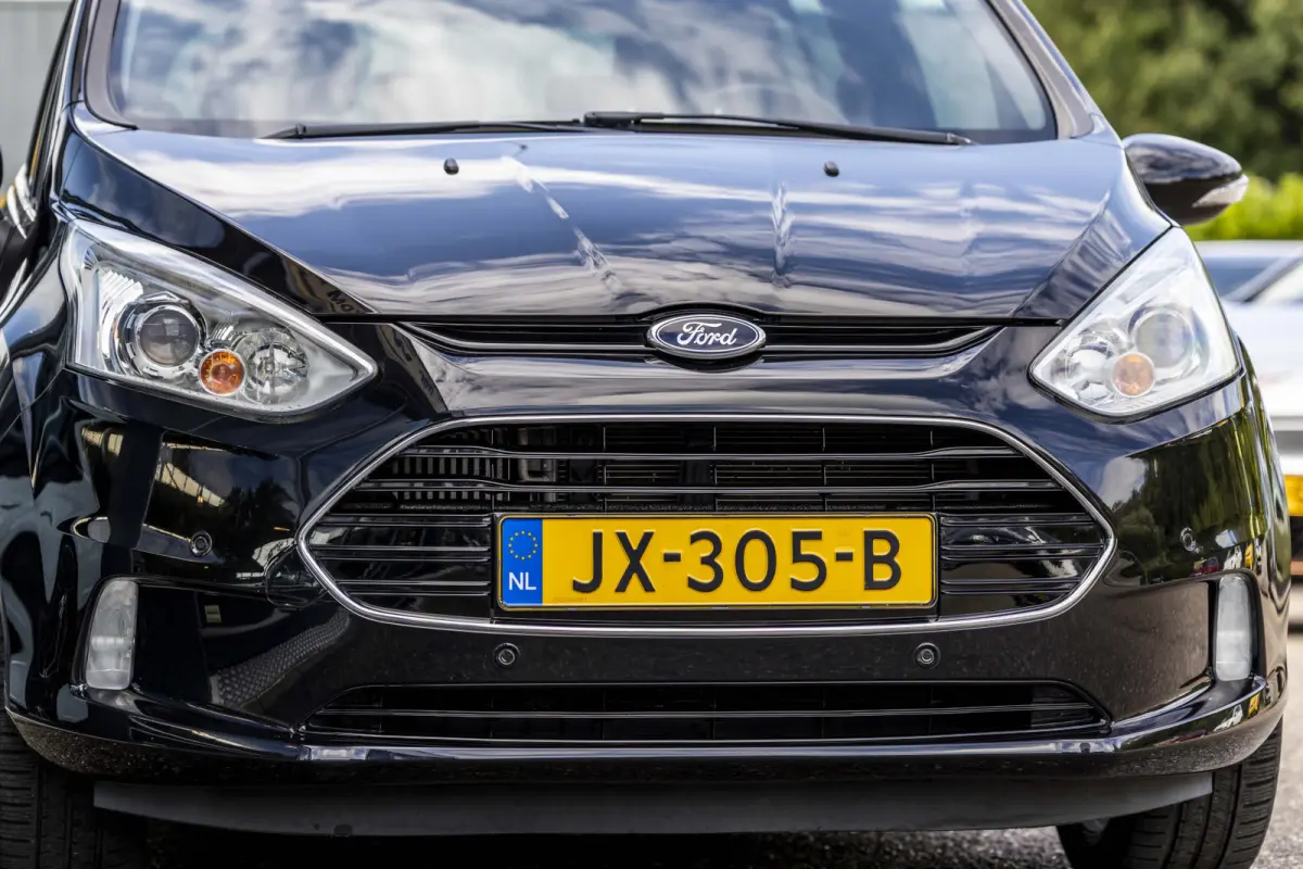 1.0 EcoBoost Titanium | Trekhaak | Panoramadak | Zeer nette staat |