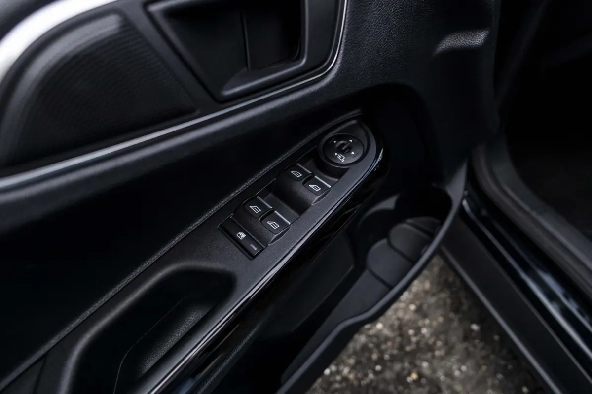 1.0 EcoBoost Titanium | Trekhaak | Panoramadak | Zeer nette staat |