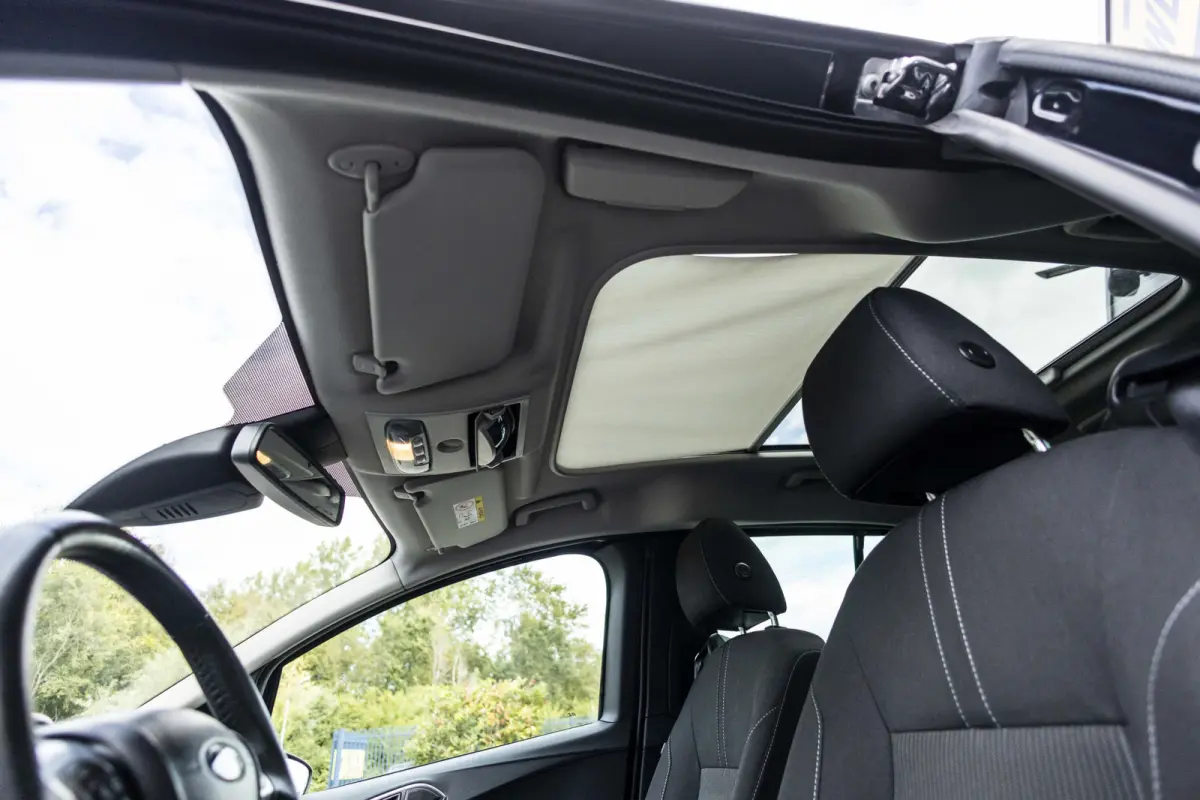 1.0 EcoBoost Titanium | Trekhaak | Panoramadak | Zeer nette staat |