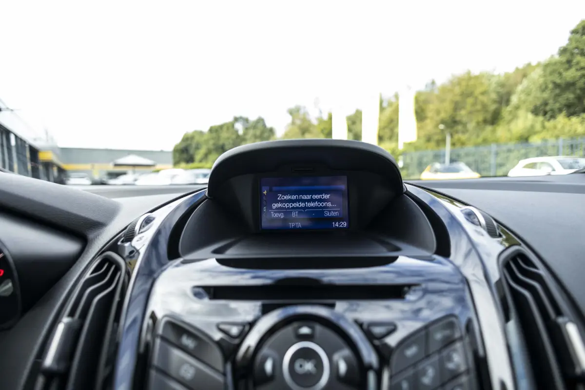 1.0 EcoBoost Titanium | Trekhaak | Panoramadak | Zeer nette staat |