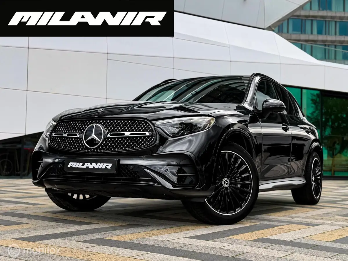 200 4MATIC AMG Line |Pano |Memory |ACC