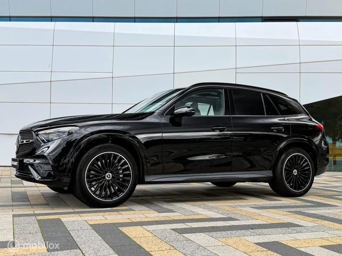200 4MATIC AMG Line |Pano |Memory |ACC